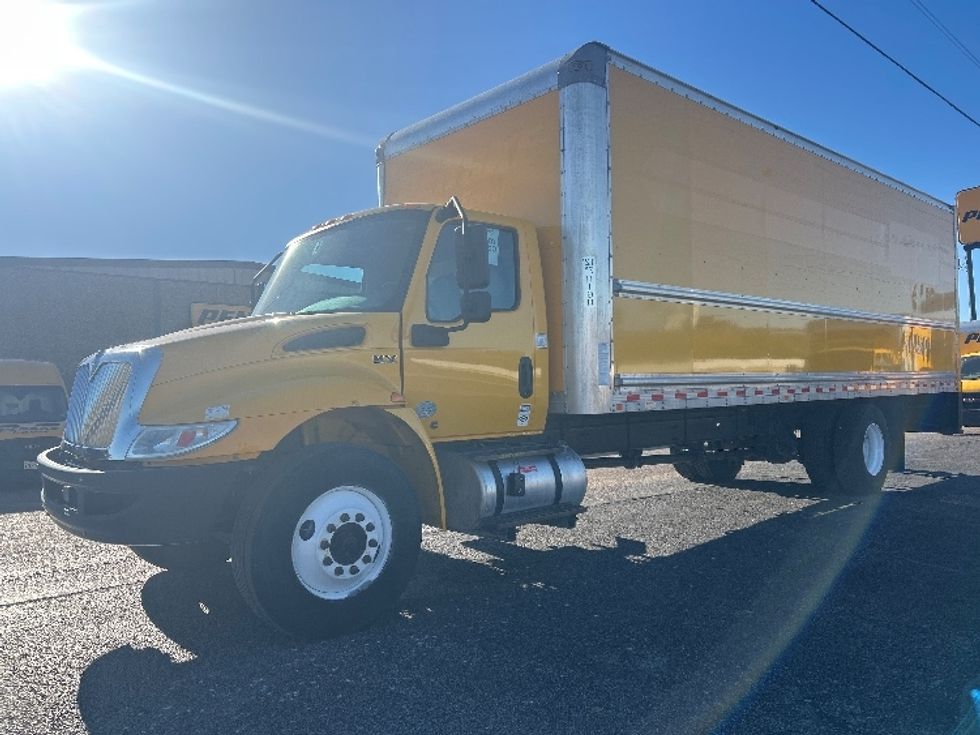 Medium Duty Box Truck-Light and Medium Duty Trucks-International-2021-MV607-San Antonio-TX-213,210\n\t\tmiles-$ 40,250 - Image 3