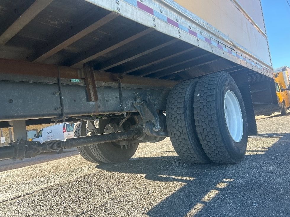 Medium Duty Box Truck-Light and Medium Duty Trucks-International-2021-MV607-San Antonio-TX-213,210\n\t\tmiles-$ 40,250 - Image 5