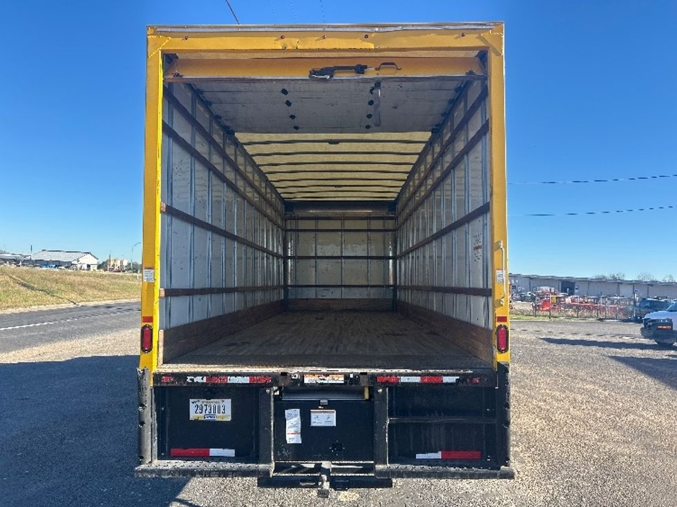 Medium Duty Box Truck-Light and Medium Duty Trucks-International-2021-MV607-San Antonio-TX-213,210\n\t\tmiles-$ 40,250 - Image 8