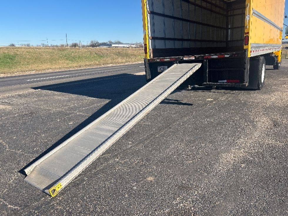 Medium Duty Box Truck-Light and Medium Duty Trucks-International-2021-MV607-San Antonio-TX-213,210\n\t\tmiles-$ 40,250 - Image 9