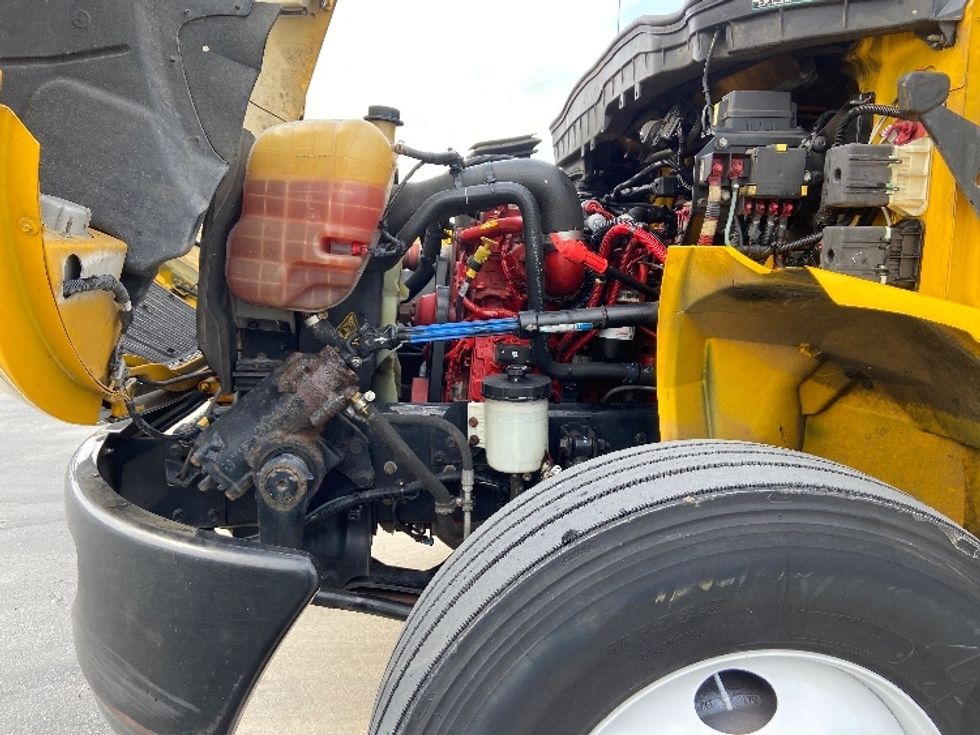 Medium Duty Box Truck-Light and Medium Duty Trucks-International-2021-MV607-San Antonio-TX-219,348\n\t\tmiles-$ 39,500 - Image 24