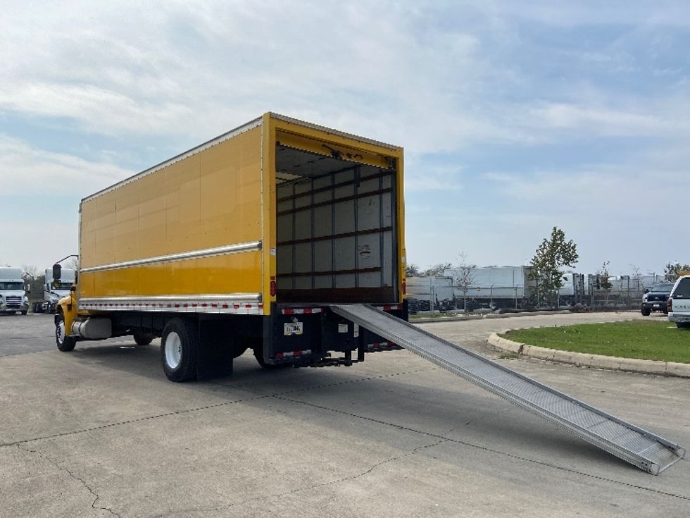Medium Duty Box Truck-Light and Medium Duty Trucks-International-2021-MV607-San Antonio-TX-219,348\n\t\tmiles-$ 39,500 - Image 9