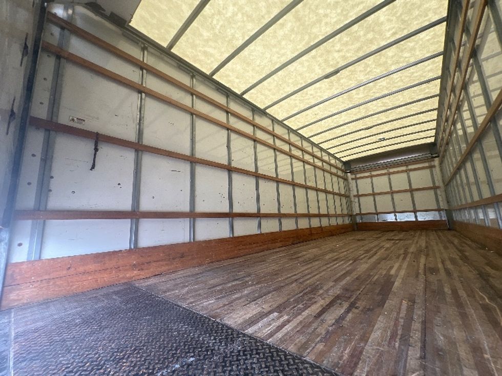 Medium Duty Box Truck-Light and Medium Duty Trucks-International-2021-MV607-San Antonio-TX-222,892\n\t\tmiles-$ 39,000 - Image 11