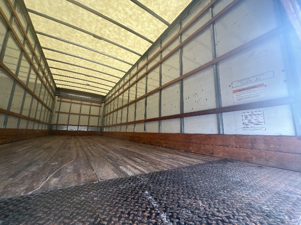 Medium Duty Box Truck-Light and Medium Duty Trucks-International-2021-MV607-San Antonio-TX-222,892\n\t\tmiles-$ 39,000 - Image 12