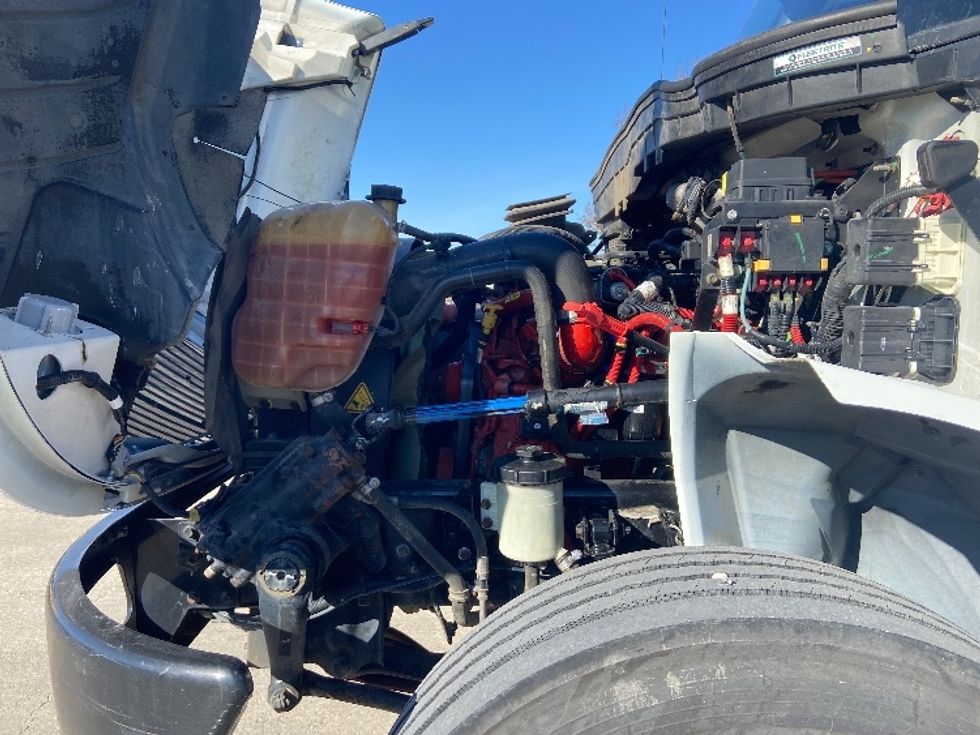 Medium Duty Box Truck-Light and Medium Duty Trucks-International-2021-MV607-San Antonio-TX-225,808\n\t\tmiles-$ 12,500 - Image 24