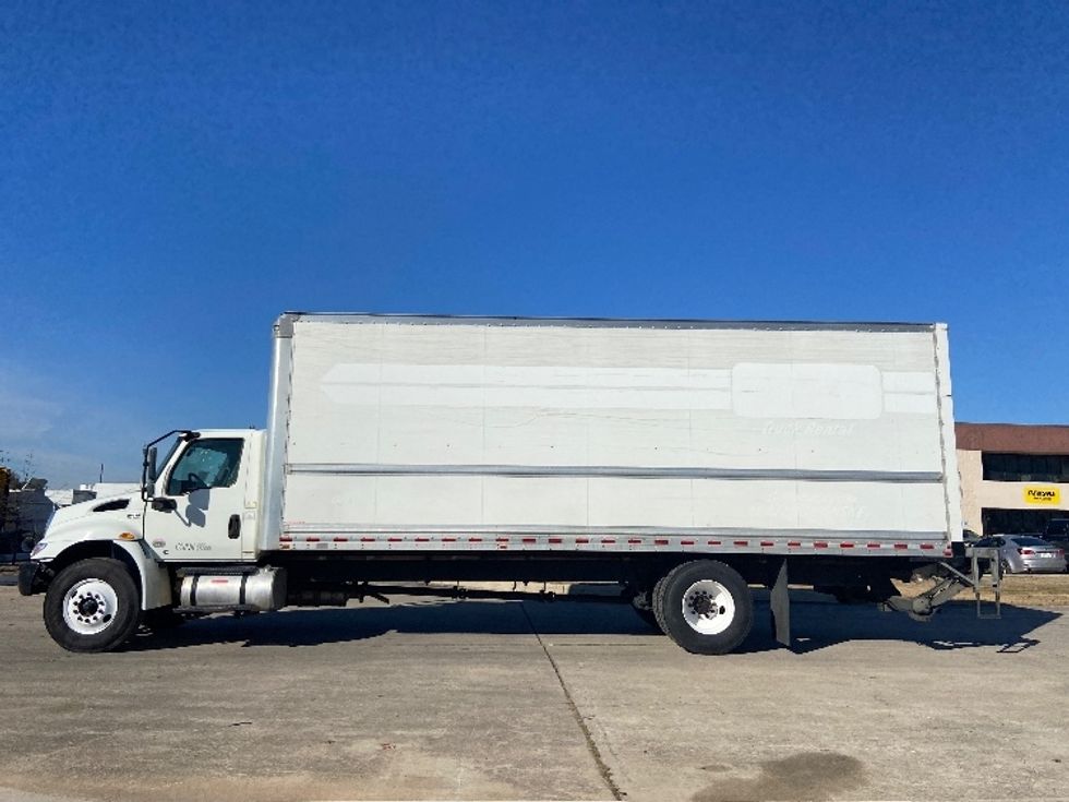 Medium Duty Box Truck-Light and Medium Duty Trucks-International-2021-MV607-San Antonio-TX-225,808\n\t\tmiles-$ 12,500 - Image 4