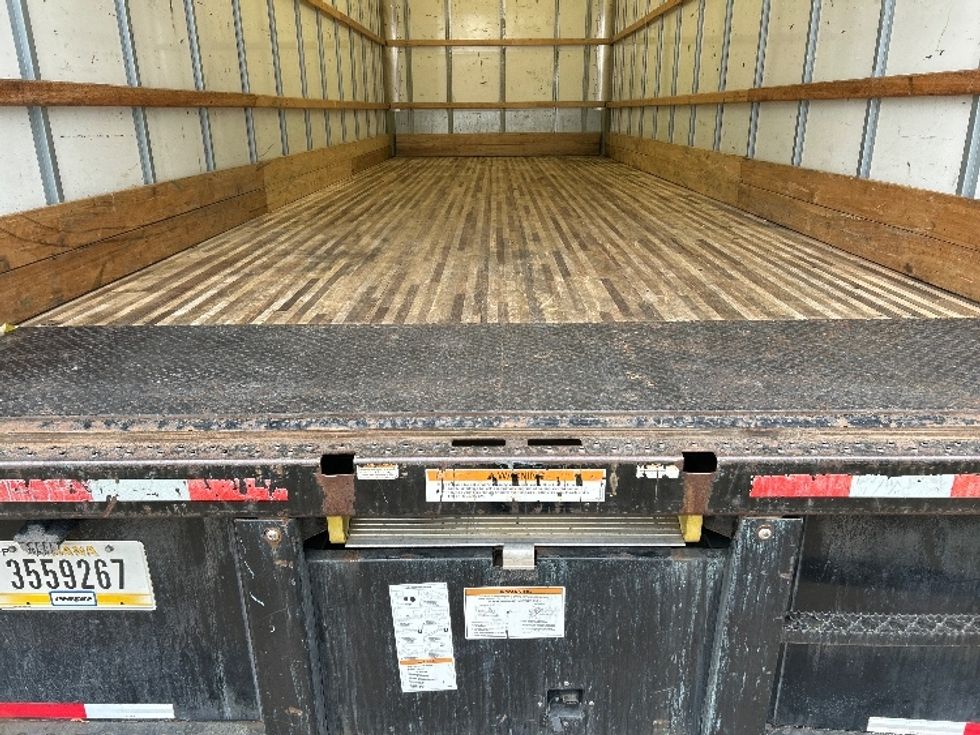 Medium Duty Box Truck-Light and Medium Duty Trucks-International-2021-MV607-San Antonio-TX-226,351\n\t\tmiles-$ 38,500 - Image 10