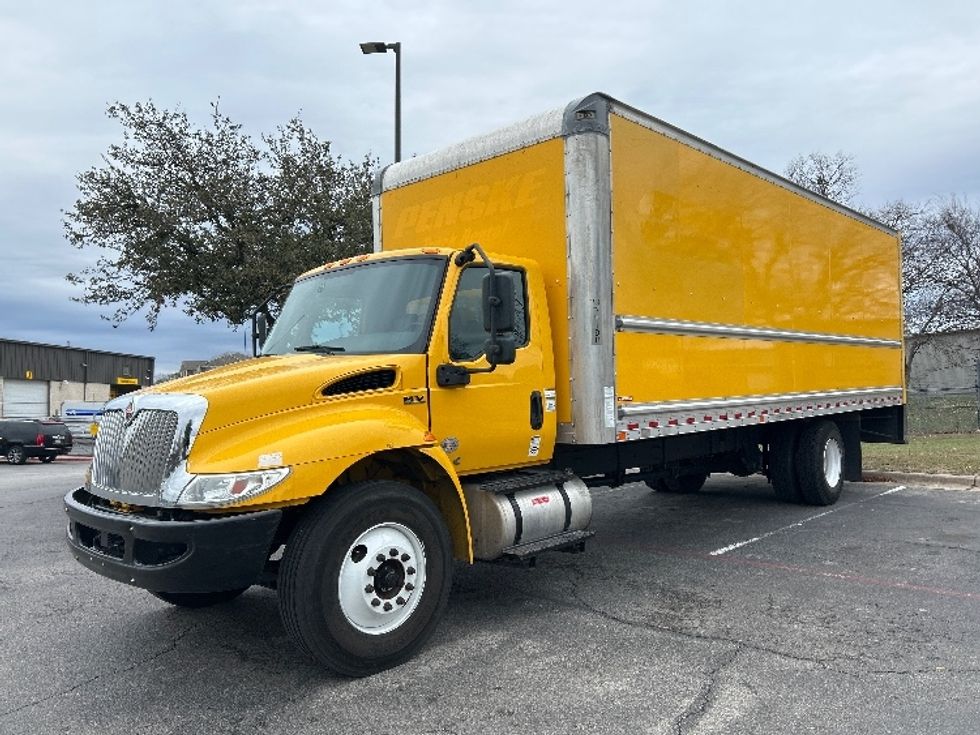 Medium Duty Box Truck-Light and Medium Duty Trucks-International-2021-MV607-San Antonio-TX-226,351\n\t\tmiles-$ 38,500 - Image 3