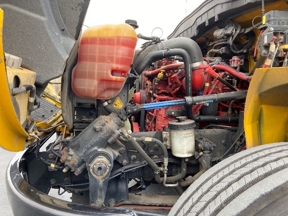 Medium Duty Box Truck-Light and Medium Duty Trucks-International-2021-MV607-San Antonio-TX-229,989\n\t\tmiles-$ 38,000 - Image 23