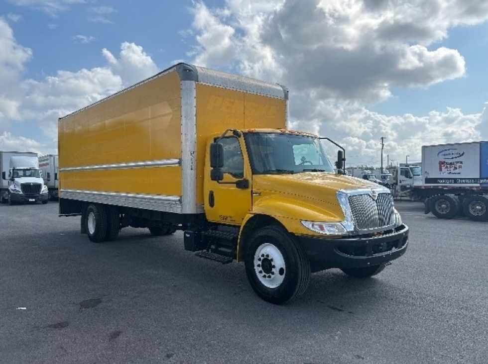 Medium Duty Box Truck-Light and Medium Duty Trucks-International-2021-MV607-San Antonio-TX-230,635\n\t\tmiles-$ 37,750 - Image 1
