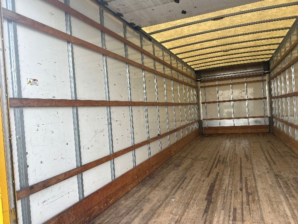 Medium Duty Box Truck-Light and Medium Duty Trucks-International-2021-MV607-San Antonio-TX-230,635\n\t\tmiles-$ 37,750 - Image 11