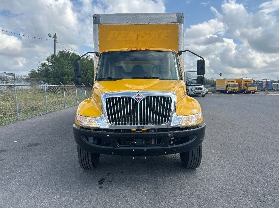 Medium Duty Box Truck-Light and Medium Duty Trucks-International-2021-MV607-San Antonio-TX-230,635\n\t\tmiles-$ 37,750 - Image 2