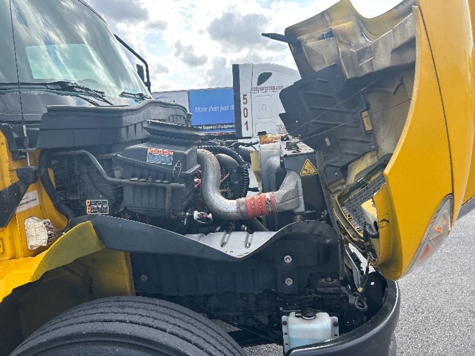 Medium Duty Box Truck-Light and Medium Duty Trucks-International-2021-MV607-San Antonio-TX-230,635\n\t\tmiles-$ 37,750 - Image 23