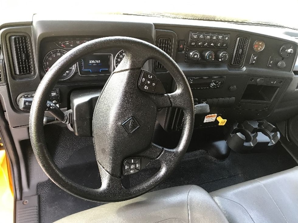 Medium Duty Box Truck-Light and Medium Duty Trucks-International-2021-MV607-San Antonio-TX-230,761\n\t\tmiles-$ 36,250 - Image 18