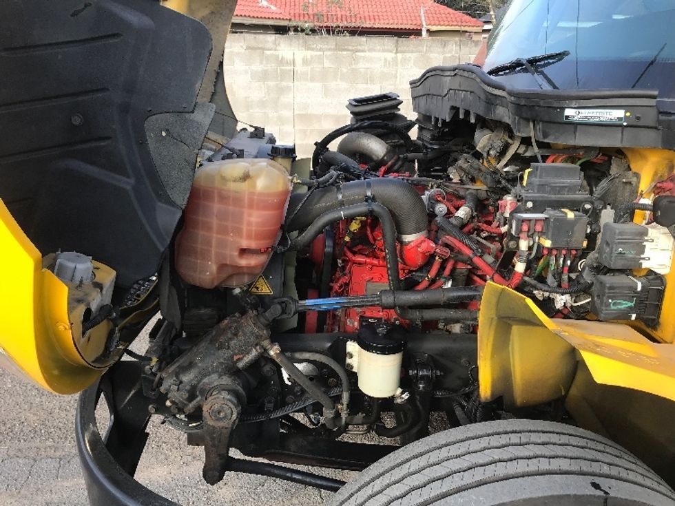 Medium Duty Box Truck-Light and Medium Duty Trucks-International-2021-MV607-San Antonio-TX-230,761\n\t\tmiles-$ 36,250 - Image 24