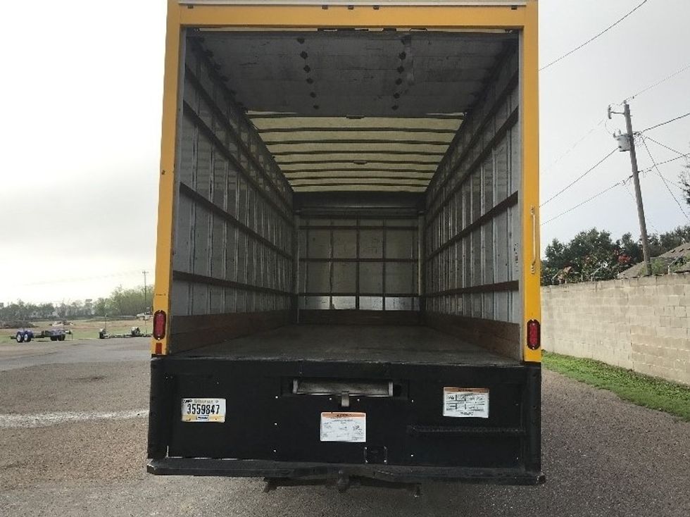 Medium Duty Box Truck-Light and Medium Duty Trucks-International-2021-MV607-San Antonio-TX-230,761\n\t\tmiles-$ 36,250 - Image 8