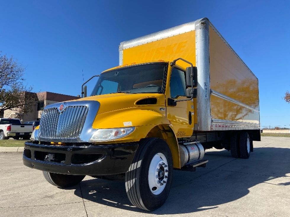 Medium Duty Box Truck-Light and Medium Duty Trucks-International-2021-MV607-San Antonio-TX-233,139\n\t\tmiles-$ 36,500 - Image 3