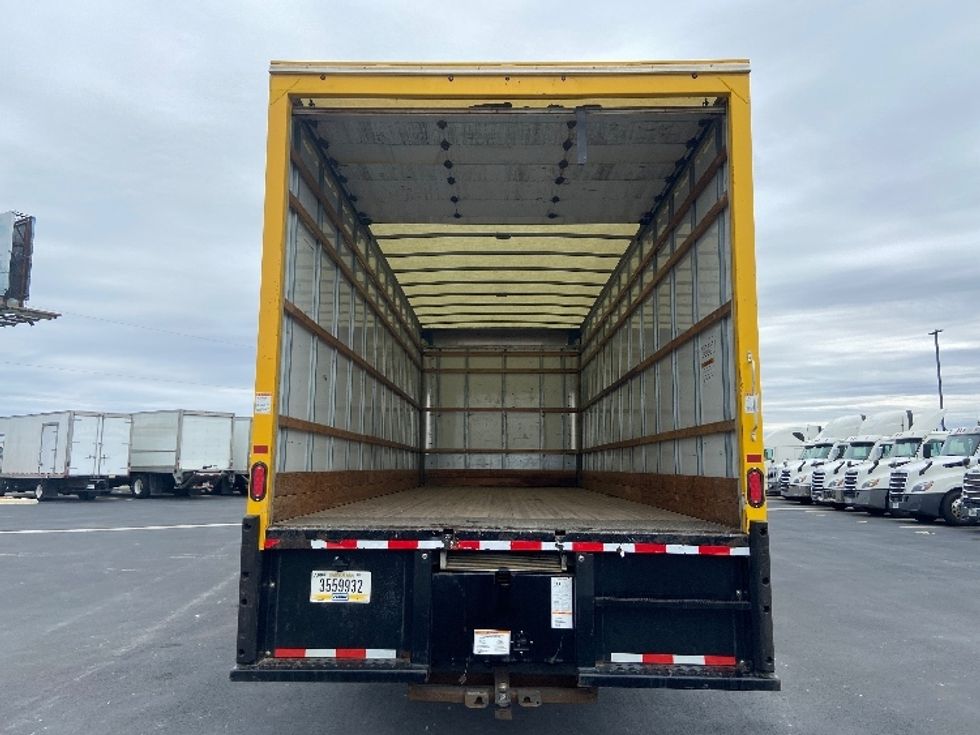 Medium Duty Box Truck-Light and Medium Duty Trucks-International-2021-MV607-San Antonio-TX-233,926\n\t\tmiles-$ 37,250 - Image 8