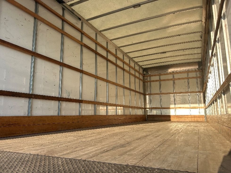 Medium Duty Box Truck-Light and Medium Duty Trucks-International-2021-MV607-San Antonio-TX-246,514\n\t\tmiles-$ 33,750 - Image 11