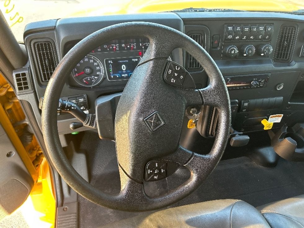 Medium Duty Box Truck-Light and Medium Duty Trucks-International-2021-MV607-San Antonio-TX-246,514\n\t\tmiles-$ 33,750 - Image 18