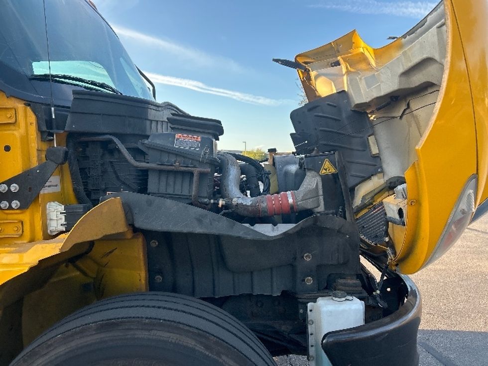 Medium Duty Box Truck-Light and Medium Duty Trucks-International-2021-MV607-San Antonio-TX-246,514\n\t\tmiles-$ 33,750 - Image 23