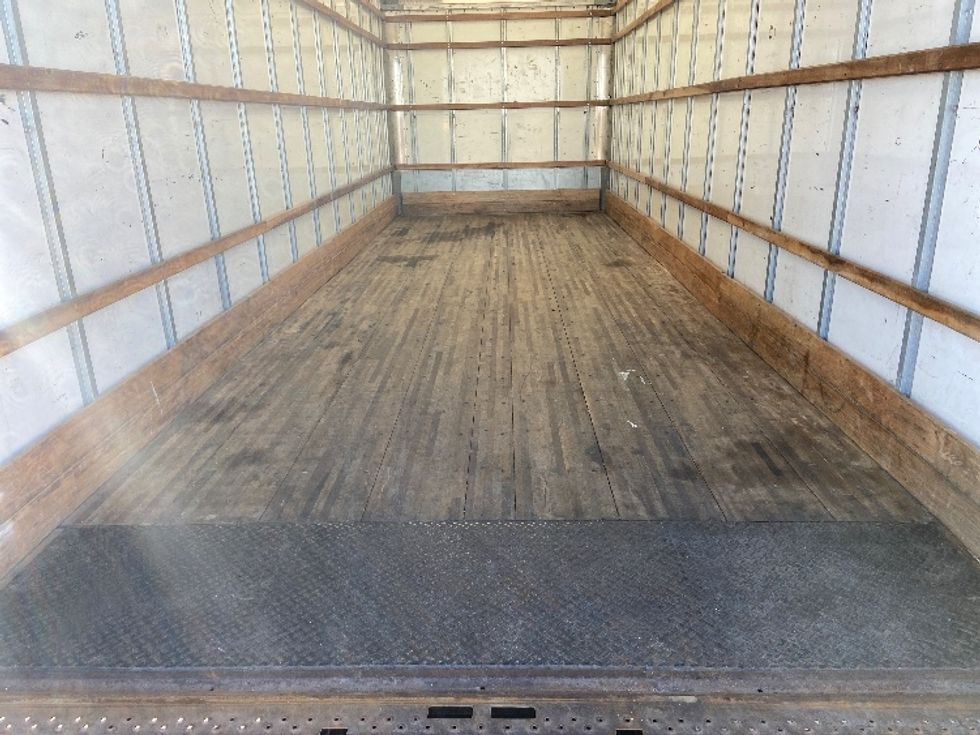 Medium Duty Box Truck-Light and Medium Duty Trucks-International-2021-MV607-San Antonio-TX-262,381\n\t\tmiles-$ 27,750 - Image 10