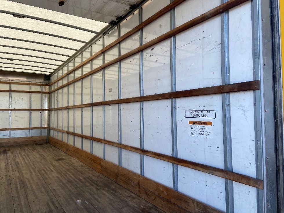Medium Duty Box Truck-Light and Medium Duty Trucks-International-2021-MV607-San Antonio-TX-262,381\n\t\tmiles-$ 27,750 - Image 12