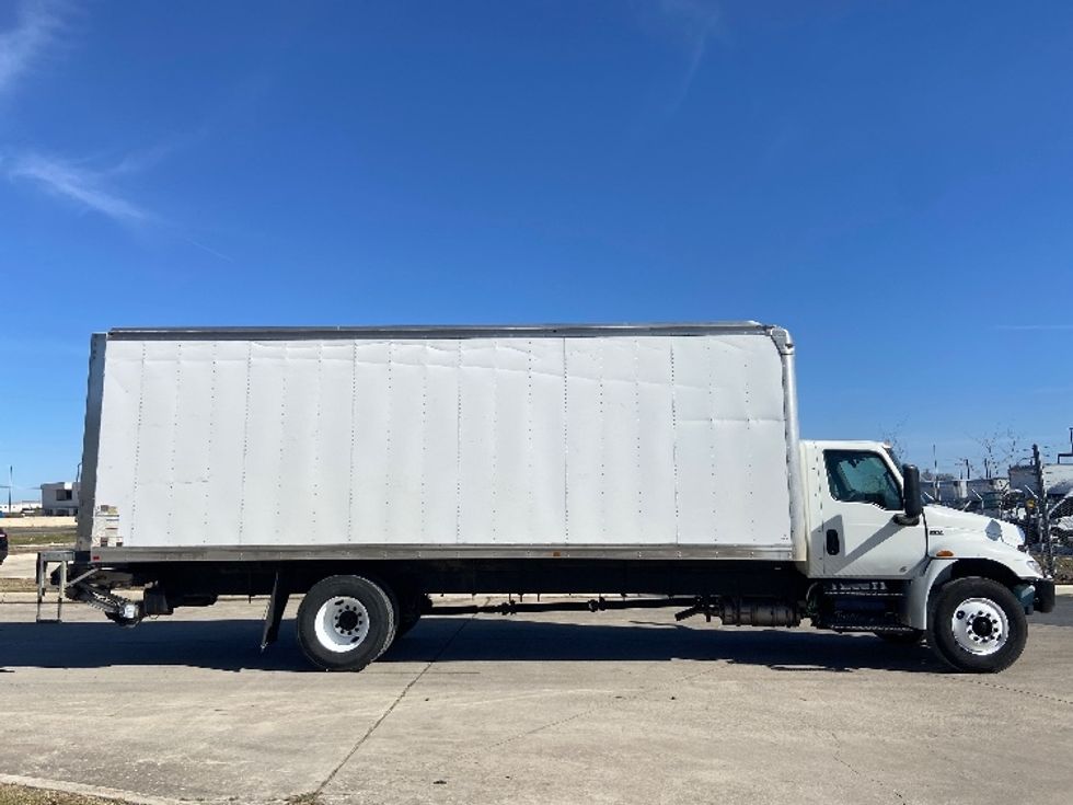 Medium Duty Box Truck-Light and Medium Duty Trucks-International-2021-MV607-San Antonio-TX-60,569\n\t\tmiles-$ 70,750 - Image 15