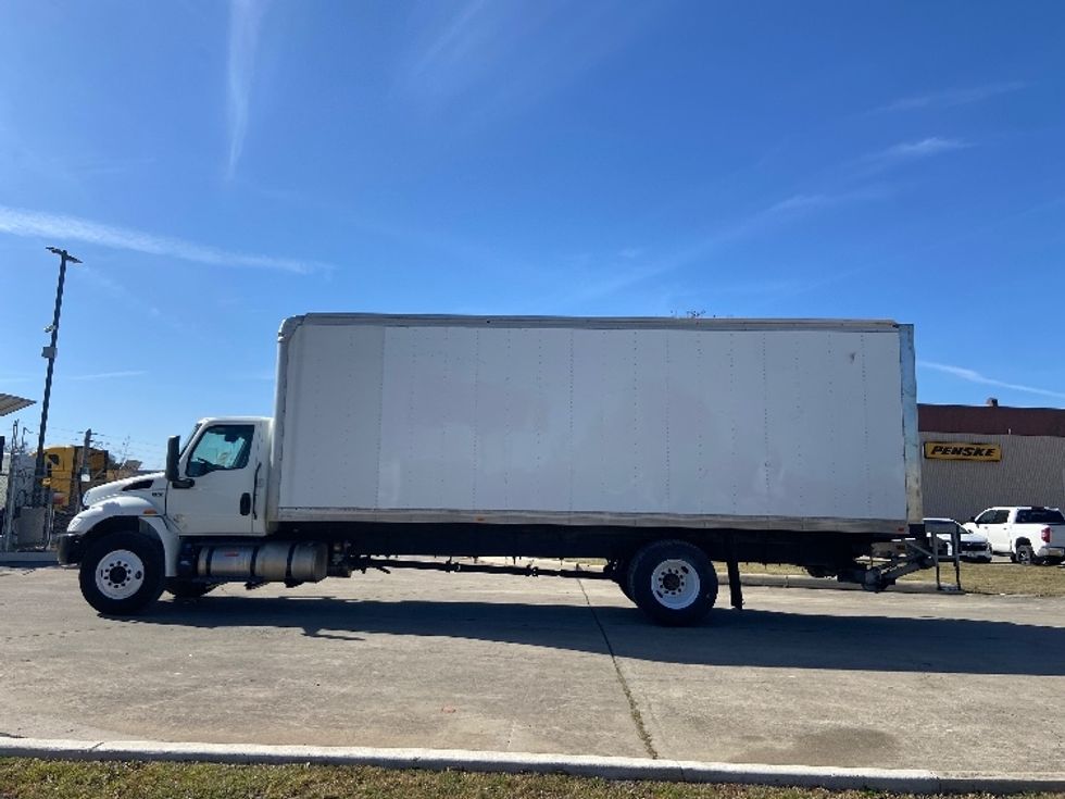 Medium Duty Box Truck-Light and Medium Duty Trucks-International-2021-MV607-San Antonio-TX-60,569\n\t\tmiles-$ 70,750 - Image 4