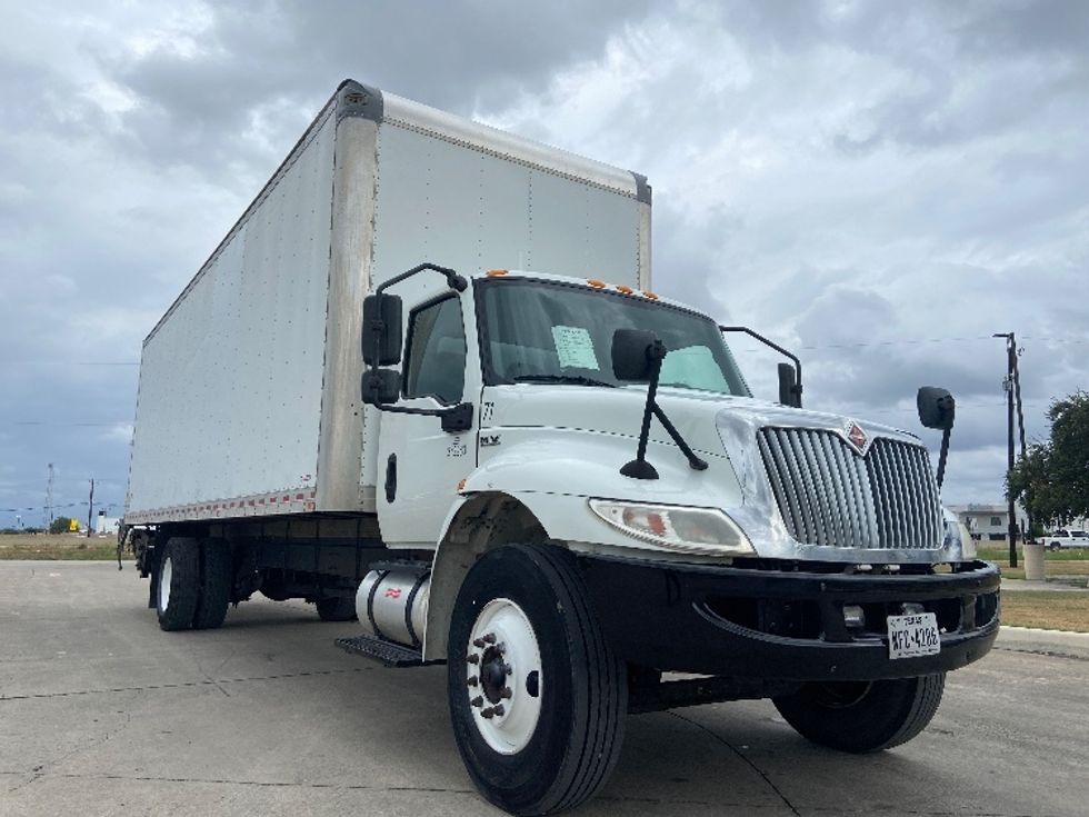 Medium Duty Box Truck-Light and Medium Duty Trucks-International-2021-MV607-San Antonio-TX-79,258\n\t\tmiles-$ 67,250 - Image 1