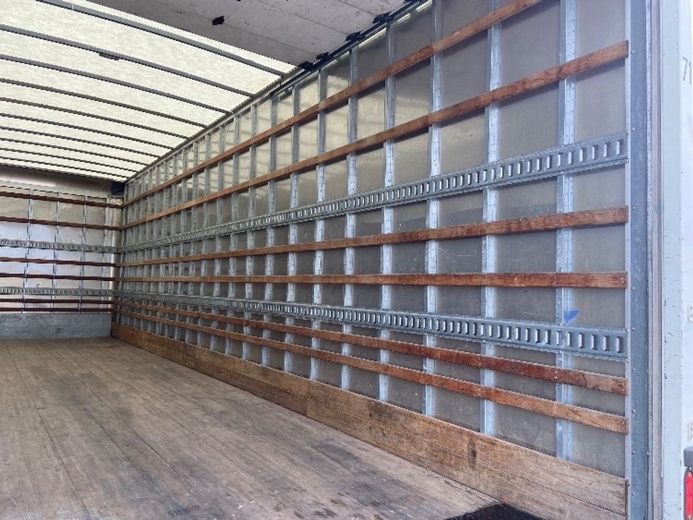 Medium Duty Box Truck-Light and Medium Duty Trucks-International-2021-MV607-San Antonio-TX-79,258\n\t\tmiles-$ 67,250 - Image 12