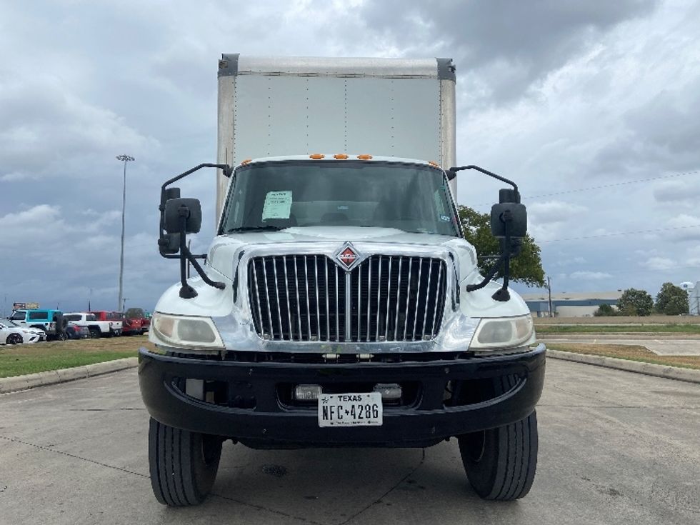 Medium Duty Box Truck-Light and Medium Duty Trucks-International-2021-MV607-San Antonio-TX-79,258\n\t\tmiles-$ 67,250 - Image 2