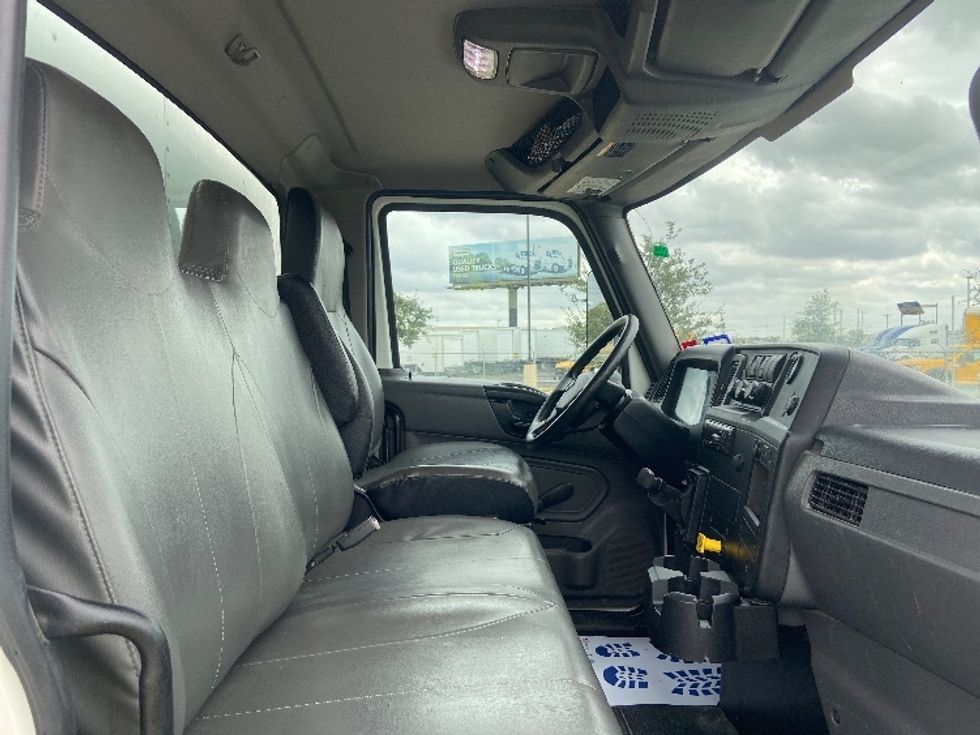 Medium Duty Box Truck-Light and Medium Duty Trucks-International-2021-MV607-San Antonio-TX-79,258\n\t\tmiles-$ 67,250 - Image 22