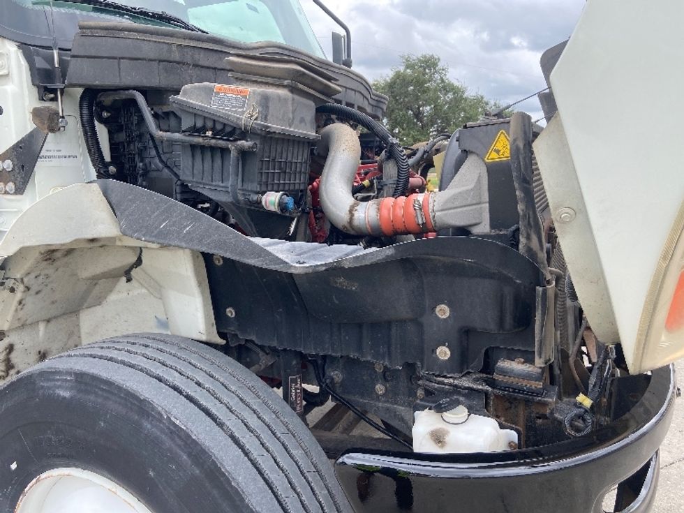 Medium Duty Box Truck-Light and Medium Duty Trucks-International-2021-MV607-San Antonio-TX-79,258\n\t\tmiles-$ 67,250 - Image 23