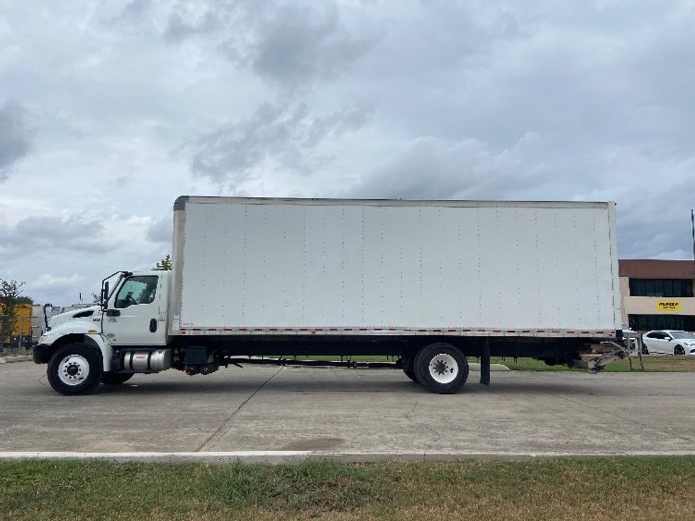 Medium Duty Box Truck-Light and Medium Duty Trucks-International-2021-MV607-San Antonio-TX-79,258\n\t\tmiles-$ 67,250 - Image 4