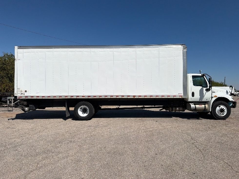 Medium Duty Box Truck-Light and Medium Duty Trucks-International-2021-MV607-San Antonio-TX-89,291\n\t\tmiles-$ 70,250 - Image 15