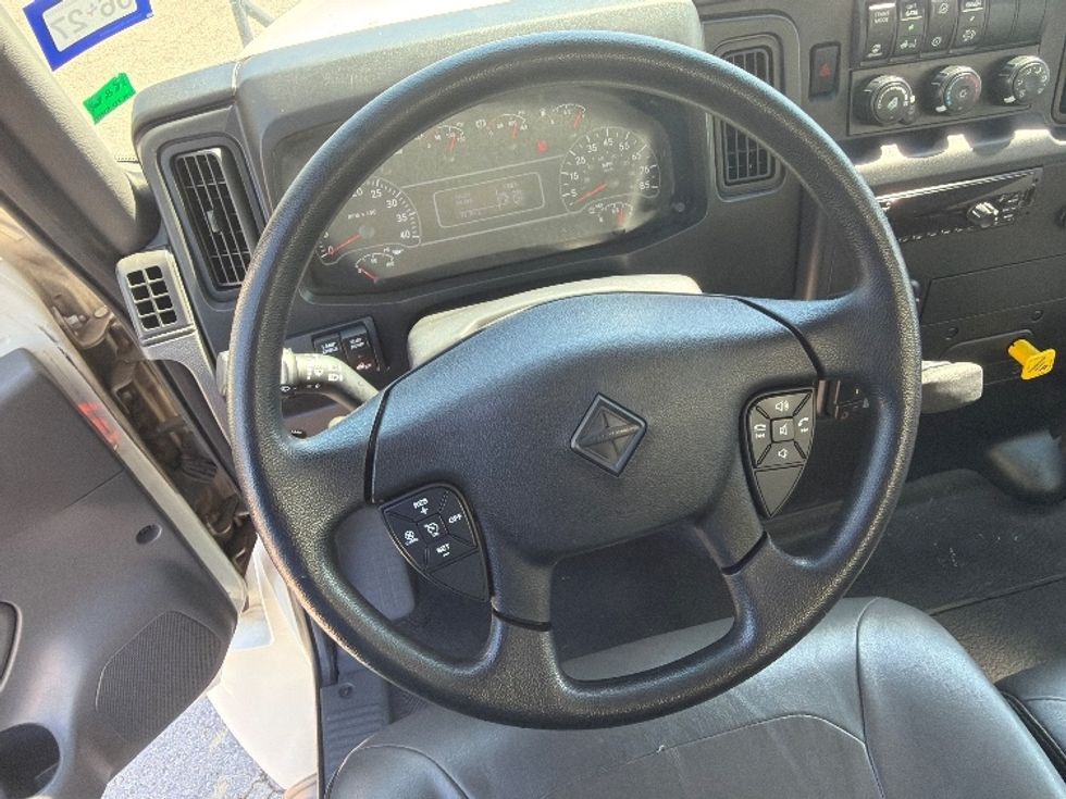 Medium Duty Box Truck-Light and Medium Duty Trucks-International-2021-MV607-San Antonio-TX-89,291\n\t\tmiles-$ 70,250 - Image 17