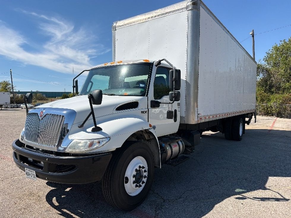 Medium Duty Box Truck-Light and Medium Duty Trucks-International-2021-MV607-San Antonio-TX-89,291\n\t\tmiles-$ 70,250 - Image 3