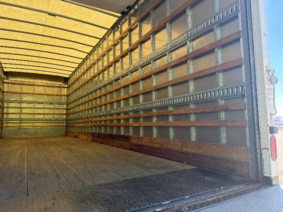 Medium Duty Box Truck-Light and Medium Duty Trucks-International-2021-MV607-San Antonio-TX-92,175\n\t\tmiles-$ 70,000 - Image 12