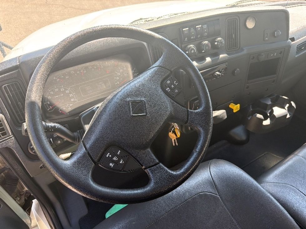 Medium Duty Box Truck-Light and Medium Duty Trucks-International-2021-MV607-San Antonio-TX-92,175\n\t\tmiles-$ 70,000 - Image 18