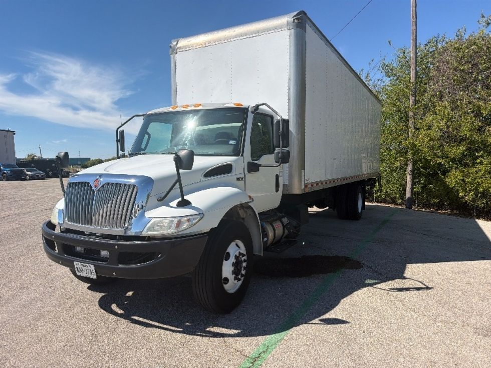 Medium Duty Box Truck-Light and Medium Duty Trucks-International-2021-MV607-San Antonio-TX-92,175\n\t\tmiles-$ 70,000 - Image 3