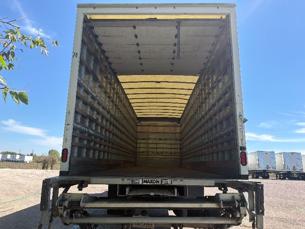 Medium Duty Box Truck-Light and Medium Duty Trucks-International-2021-MV607-San Antonio-TX-92,175\n\t\tmiles-$ 70,000 - Image 8