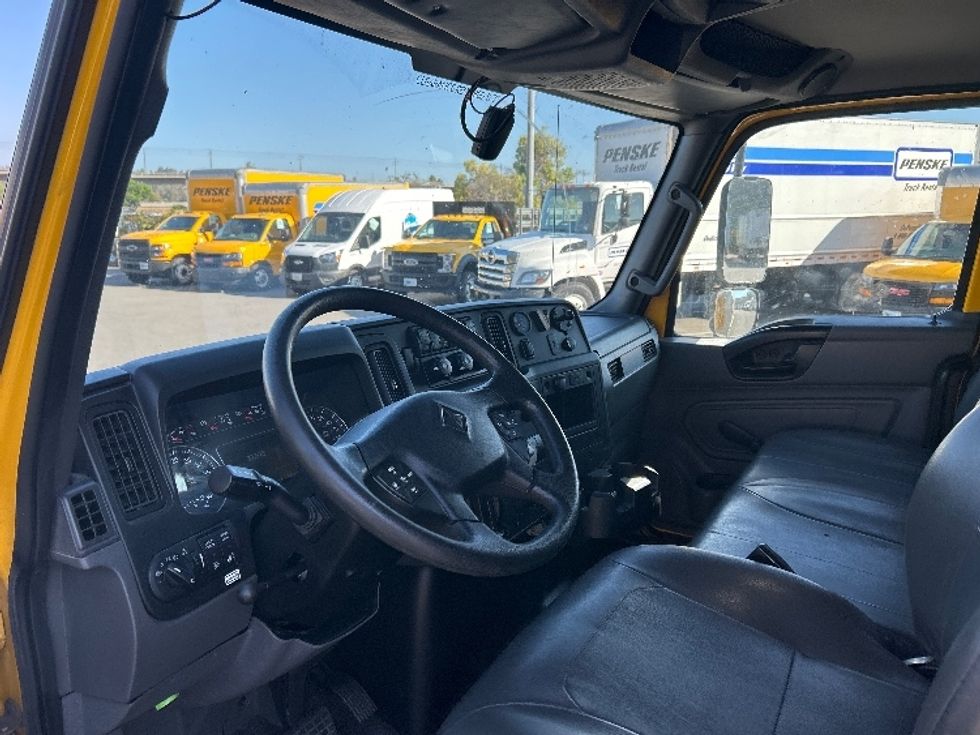 Medium Duty Box Truck-Light and Medium Duty Trucks-International-2021-MV607-San Diego-CA-160,220\n\t\tmiles-$ 49,250 - Image 16