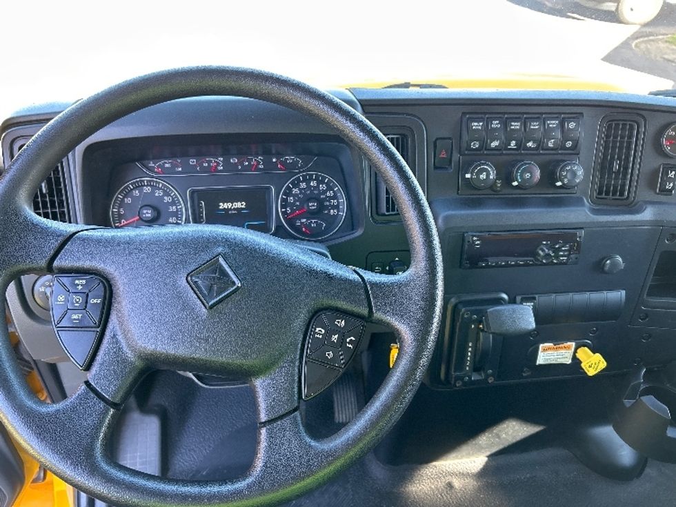 Medium Duty Box Truck-Light and Medium Duty Trucks-International-2021-MV607-San Diego-CA-249,083\n\t\tmiles-$ 32,750 - Image 18