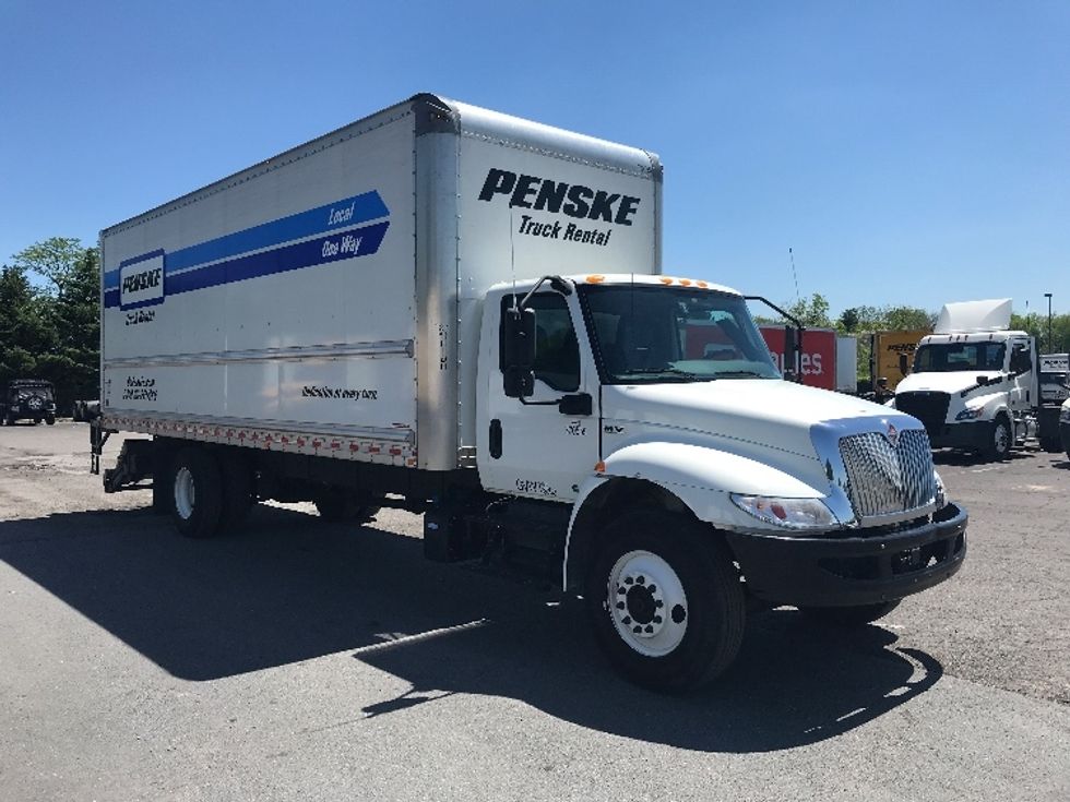 Medium Duty Box Truck-Light and Medium Duty Trucks-International-2021-MV607-Sandston-VA-221,132\n\t\tmiles-$ 52,500 - Image 1