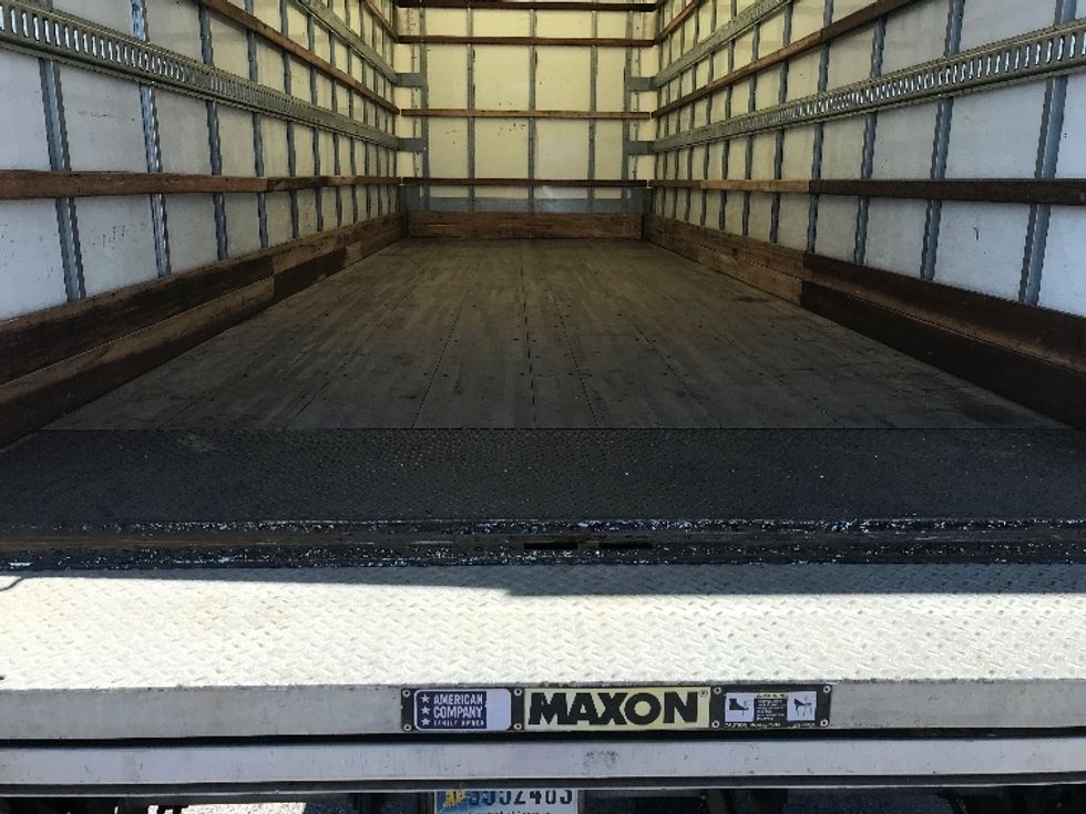 Medium Duty Box Truck-Light and Medium Duty Trucks-International-2021-MV607-Sandston-VA-221,132\n\t\tmiles-$ 52,500 - Image 10