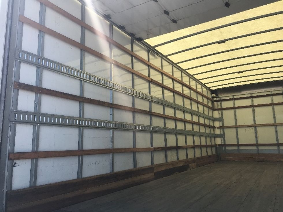 Medium Duty Box Truck-Light and Medium Duty Trucks-International-2021-MV607-Sandston-VA-221,132\n\t\tmiles-$ 52,500 - Image 11