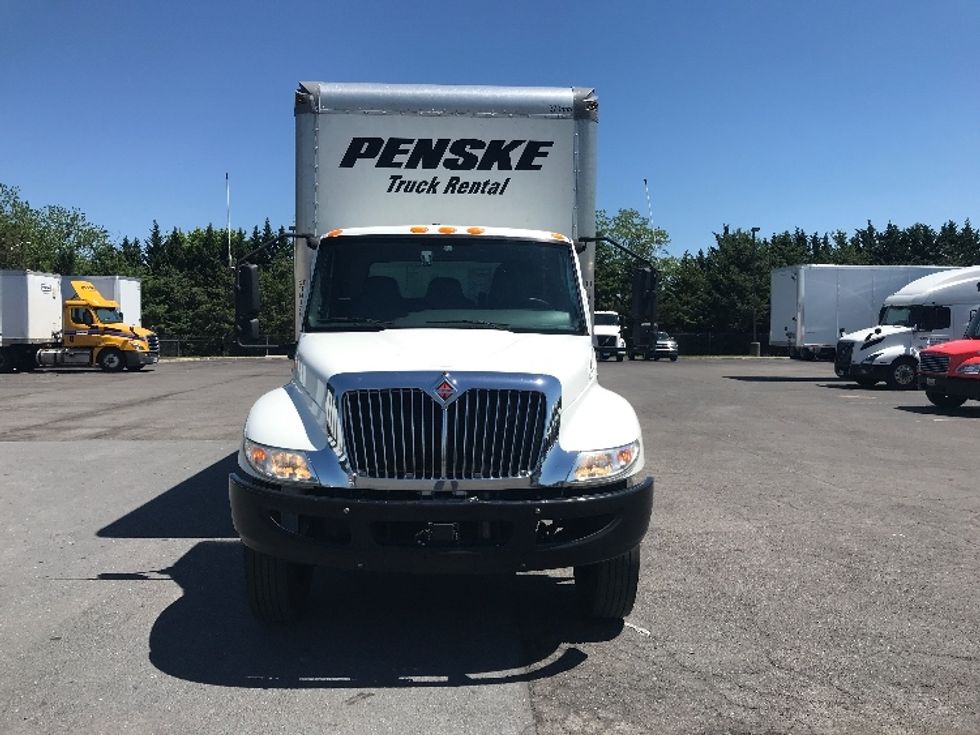 Medium Duty Box Truck-Light and Medium Duty Trucks-International-2021-MV607-Sandston-VA-221,132\n\t\tmiles-$ 52,500 - Image 2