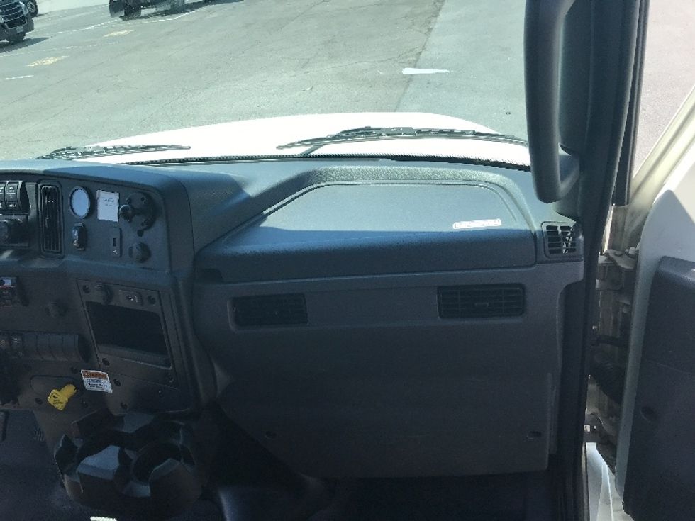 Medium Duty Box Truck-Light and Medium Duty Trucks-International-2021-MV607-Sandston-VA-221,132\n\t\tmiles-$ 52,500 - Image 21