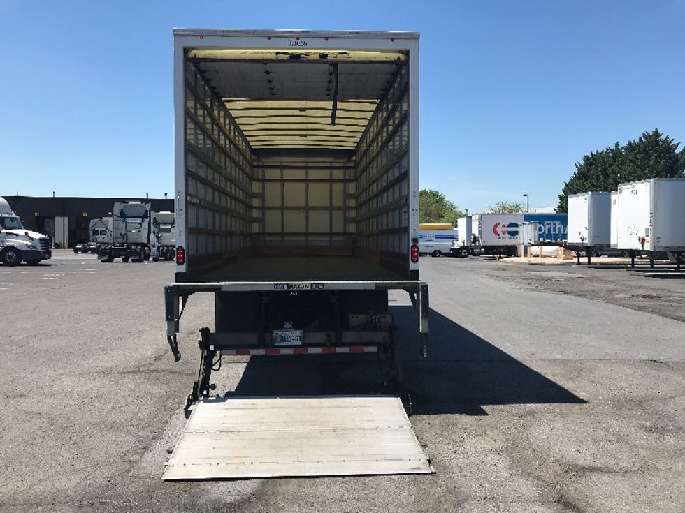 Medium Duty Box Truck-Light and Medium Duty Trucks-International-2021-MV607-Sandston-VA-221,132\n\t\tmiles-$ 52,500 - Image 9